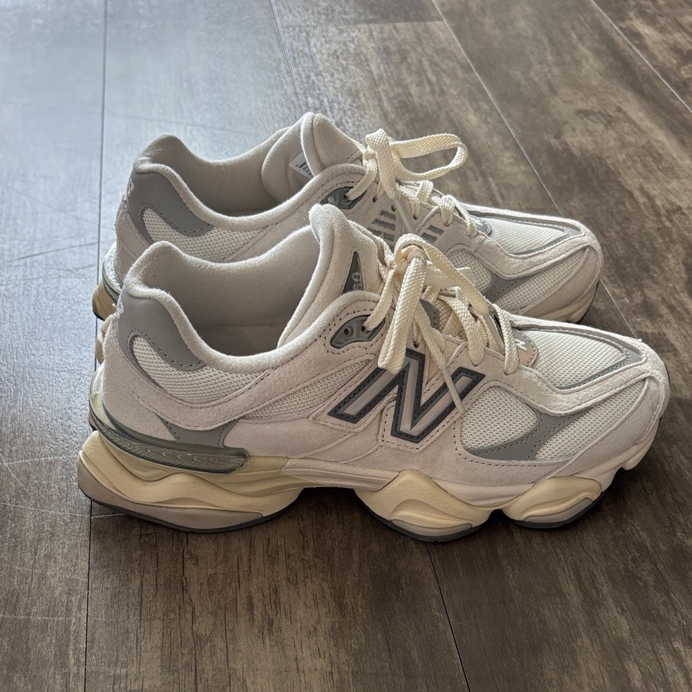 New Balance 9060 sea salt sneakers - Picture 2 of 6